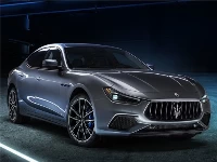 Maserati ghibli hybrid slide